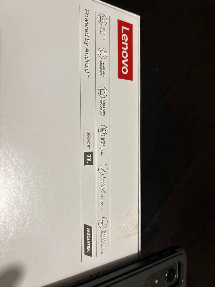 Lenovo tablet P12 com PEN + keyboard