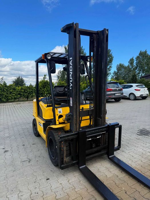 wózek widłowy HYUNDAI 30D-7E diesel Kubota 3000kg 3.70m 4-sekcja 2009'