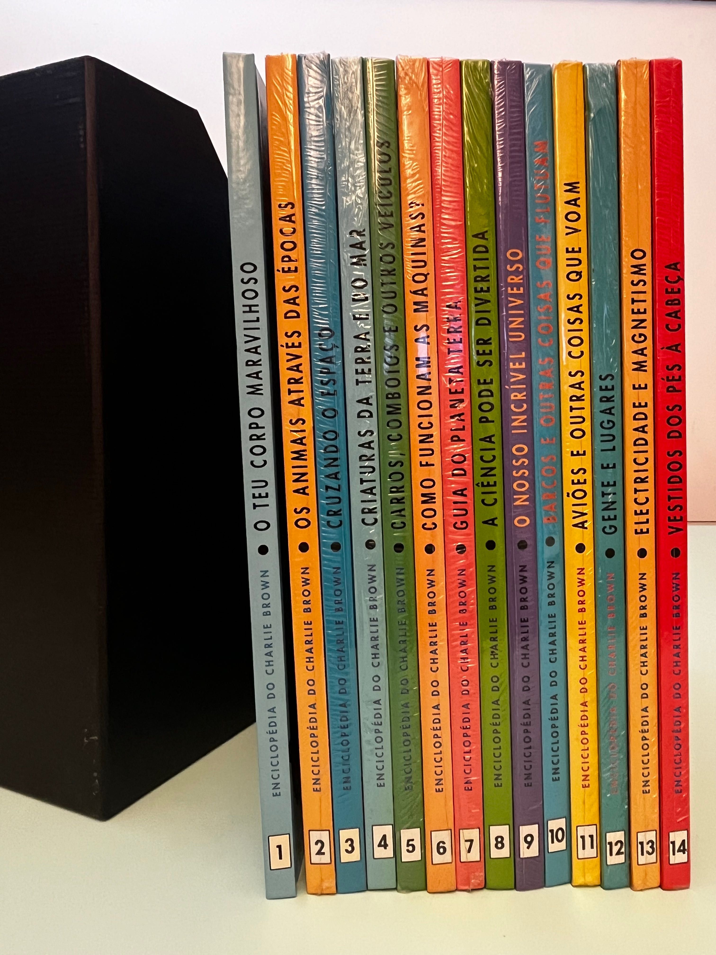 Snoopy - Enciclopédia do Charlie Brown - Completa, Nova e Selada
