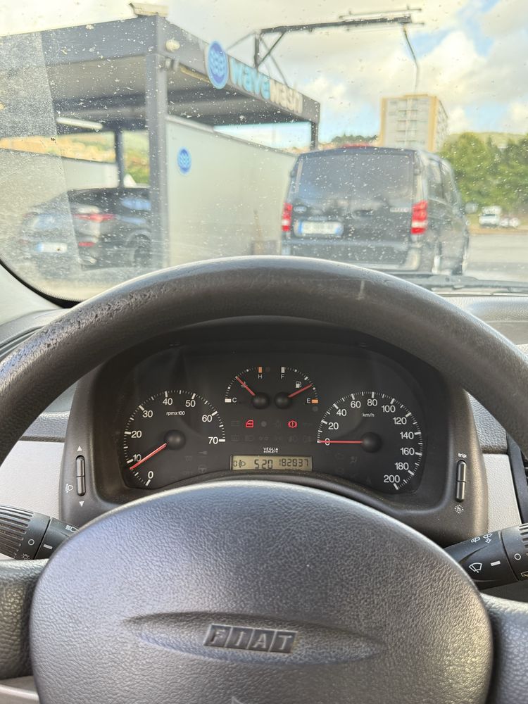 Fiat Punto 1.2 bom estado