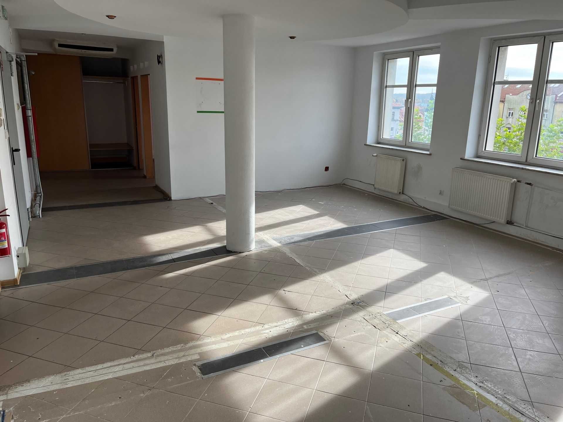 Lokal usługowy biurowy w centrum Chrzanów, 100-200 m2