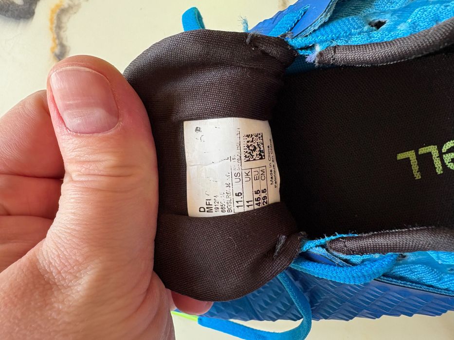 Бігові кросівки New Balance Mens FuelCell MFLCLBL оригінал