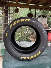 GT series Pneu Pirelli PZero