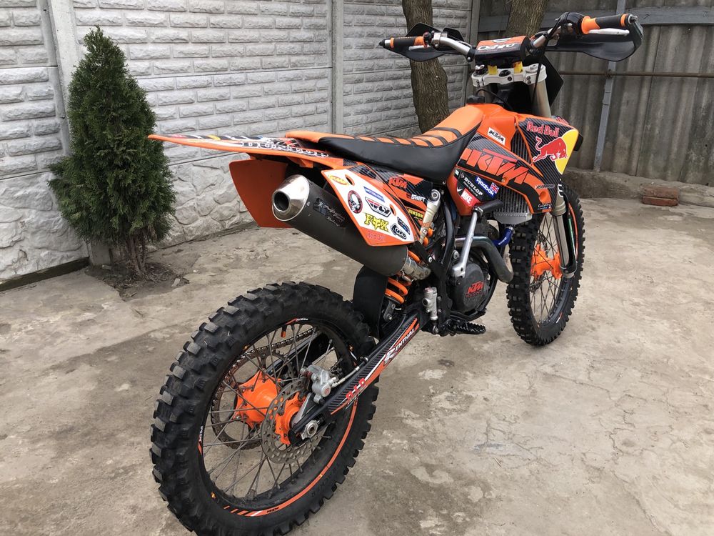 Мотоцыкл кросовый ktm sx 450 2006 год 56л.с