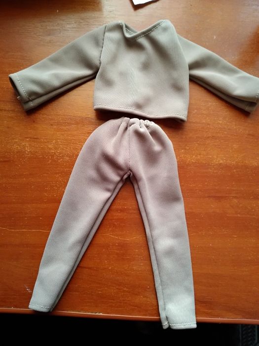 Продам одежду  и обувь для paola reina 32 см.