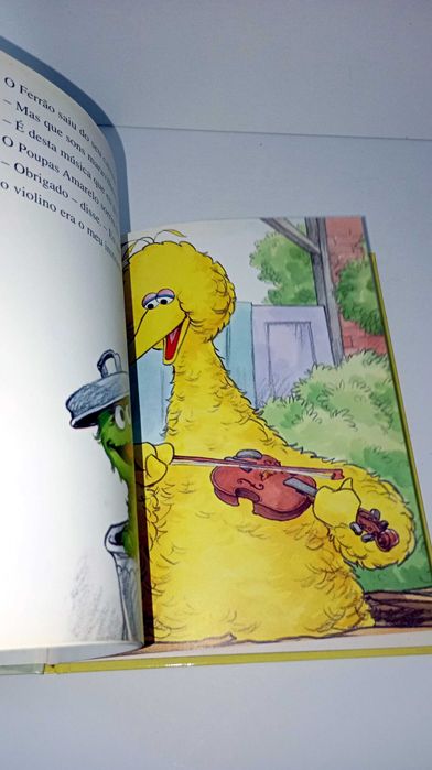 O Poupas Amarelo e o Violino - Livro da Rua Sésamo