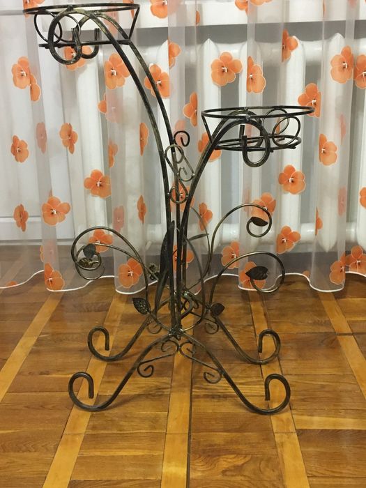 Підставка під вазони кована, оригінал