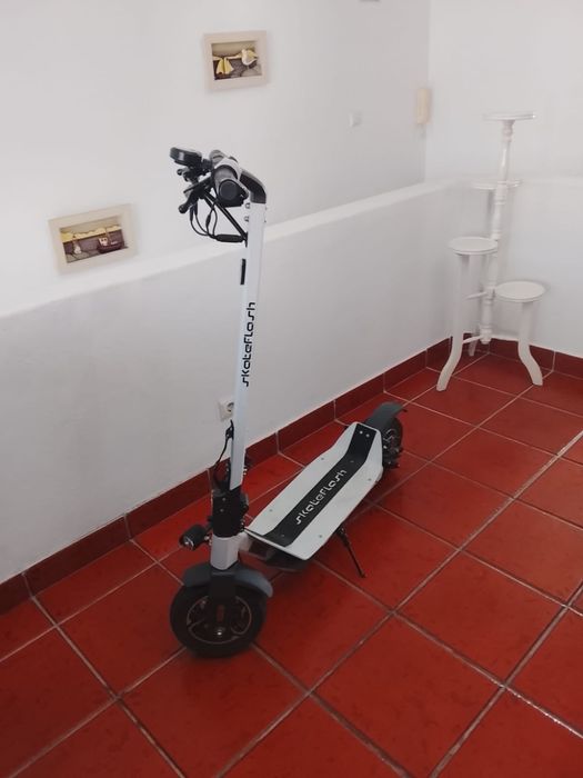 Trotinete em bom estado