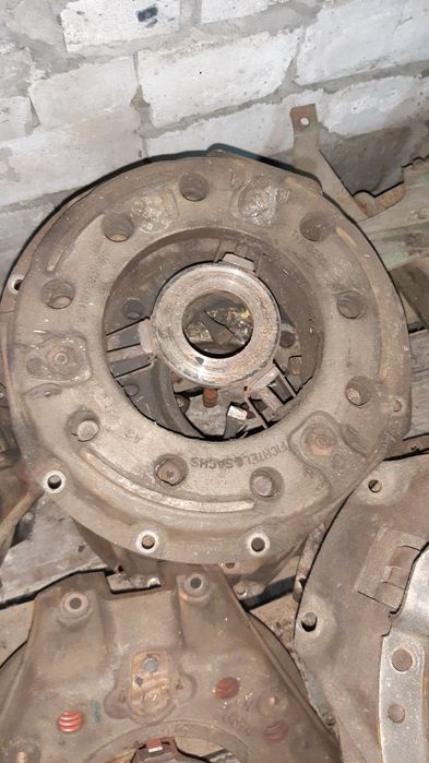 Docisk sprzęgła Claas Mercator Senator Protektor Matador Massey Fergus