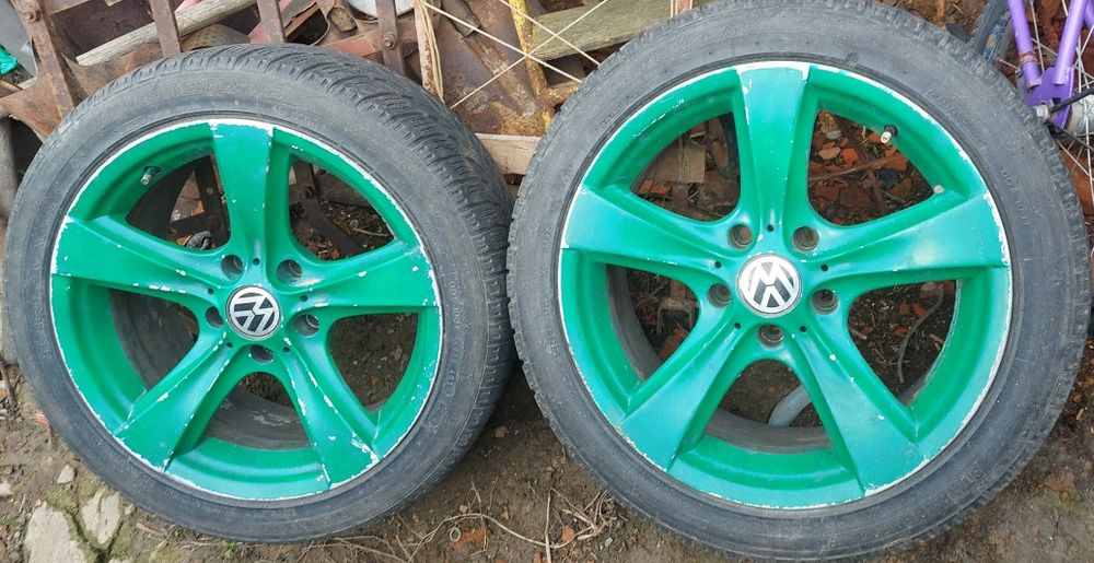 VW  Т-4  2шт на 17   два титанана