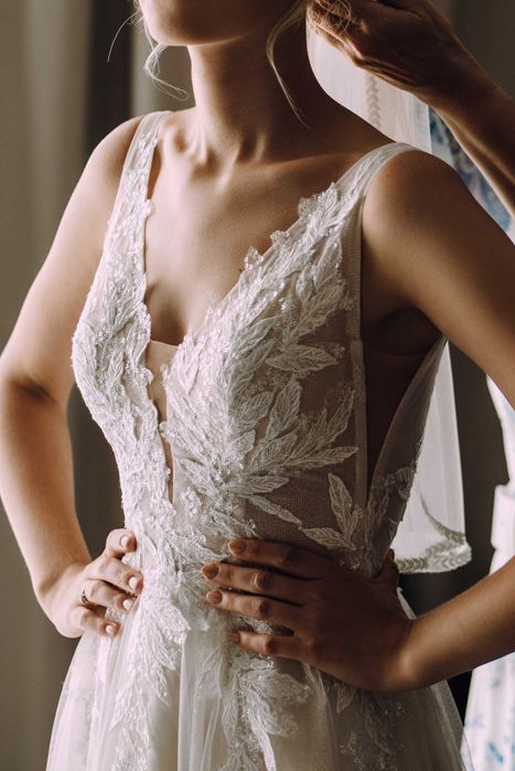 Gratis! Boho suknia ślubna Herm's Bridal Emmel 32/34 ivory