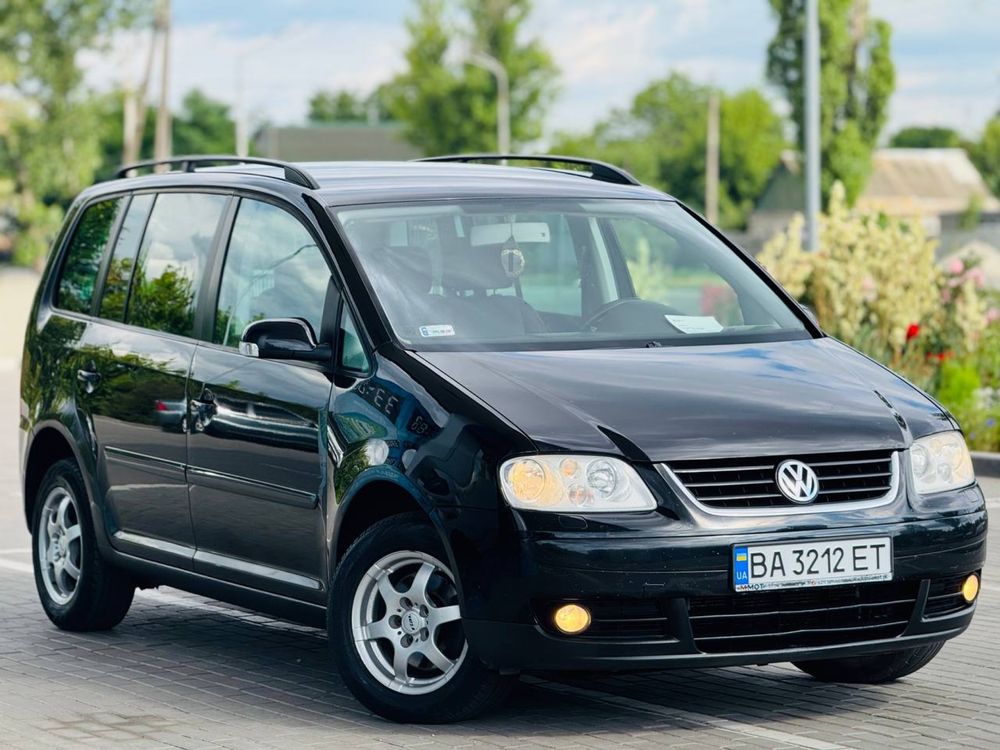 Volkswagen Touran 2.0 дизель автомат