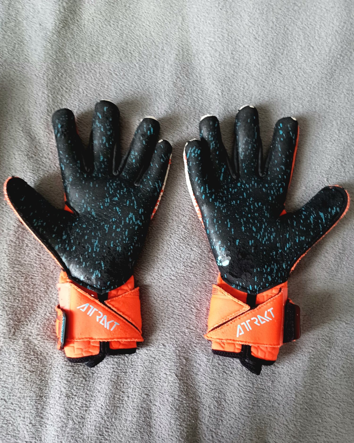 Rękawice bramkarskie Reusch Attrakt Fusion Guardian AdaptiveFlex