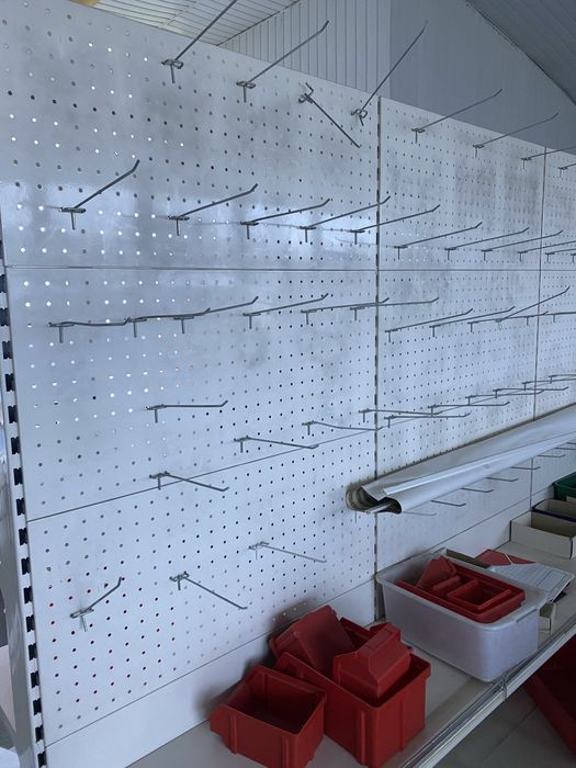 стеллажи металлические витрина