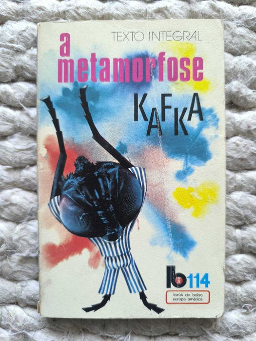 Livro "A Metamorfose" de Franz Kafka