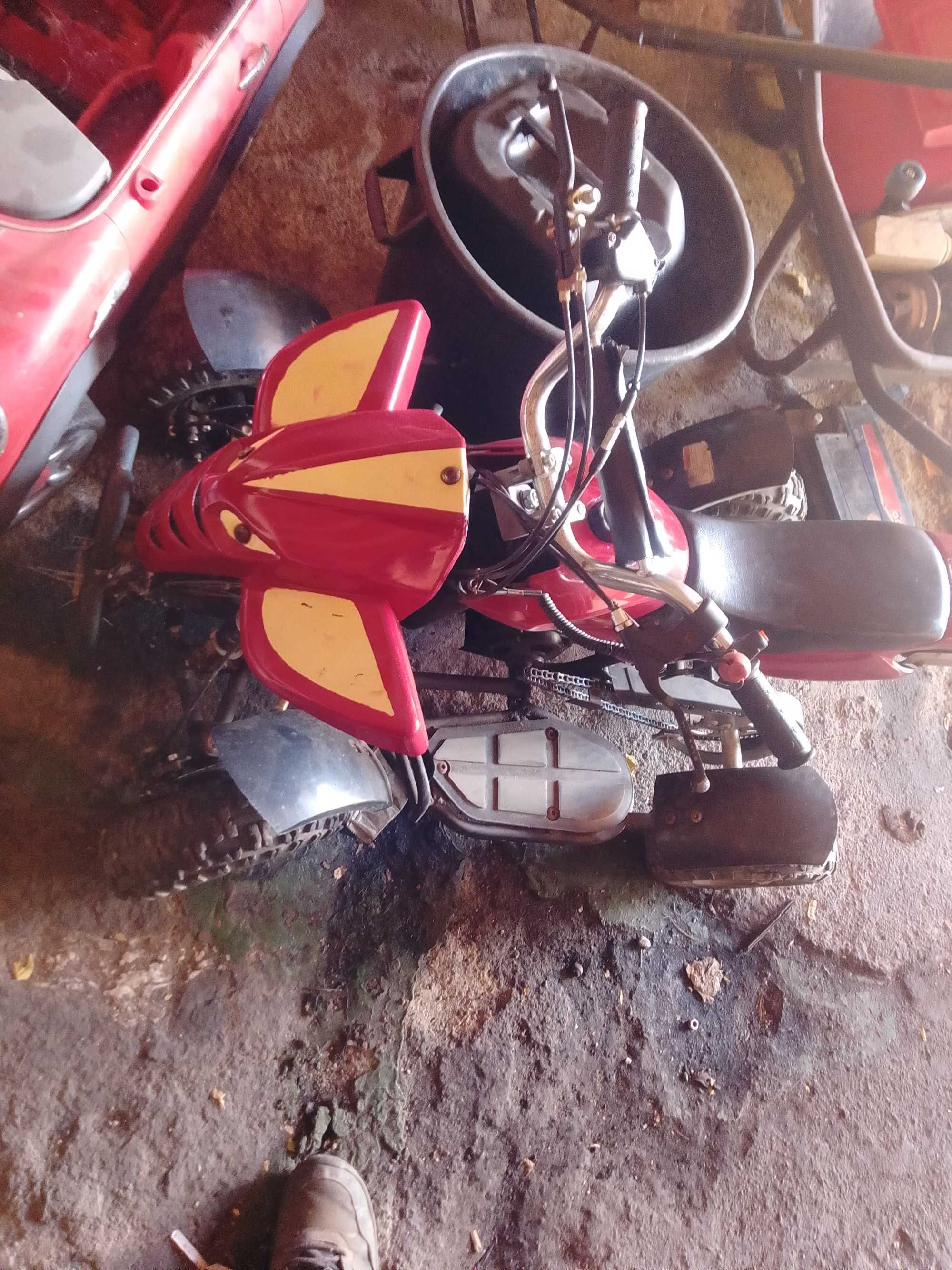 Moto 4 de crianças