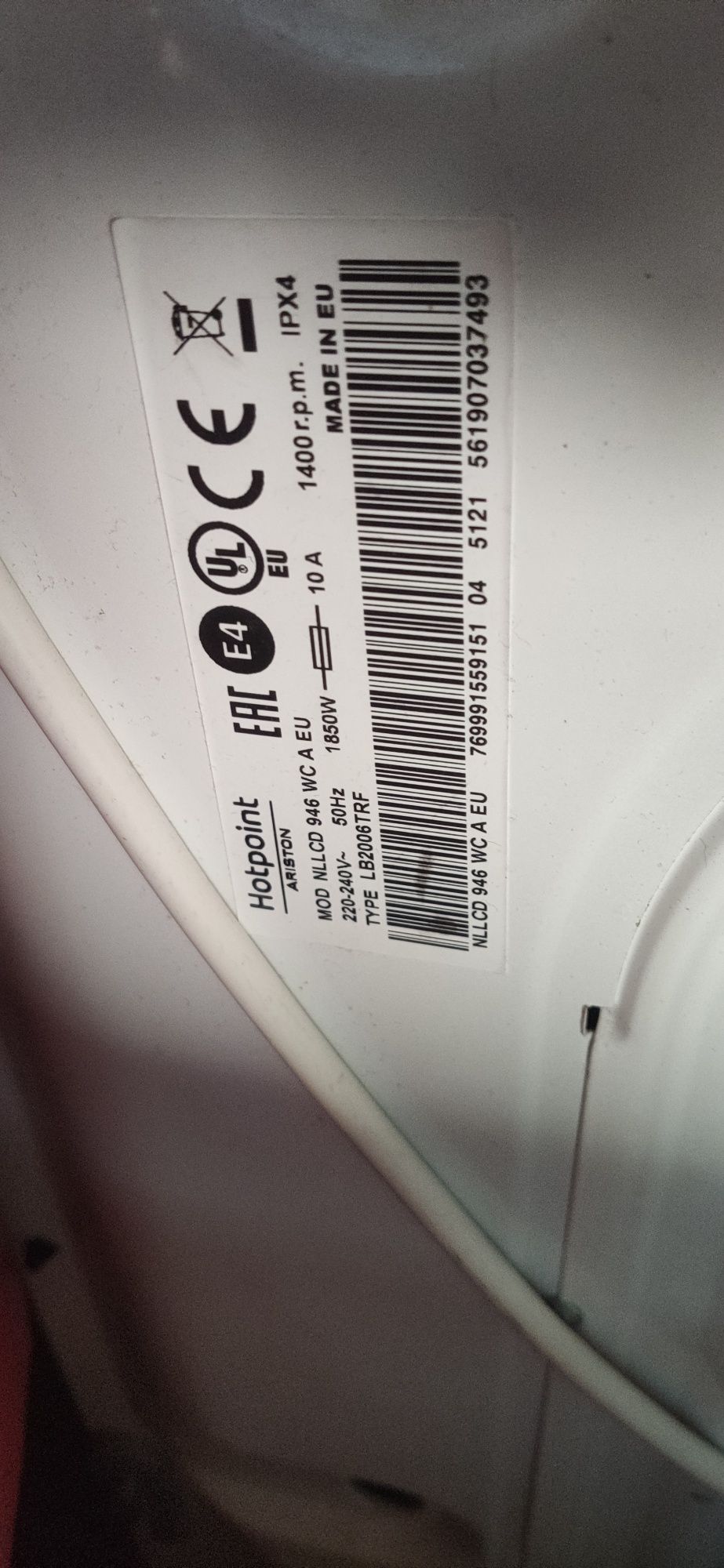 Máquina de Lavar Roupa Hotpoint Ariston 9 kg - 1400 rpm