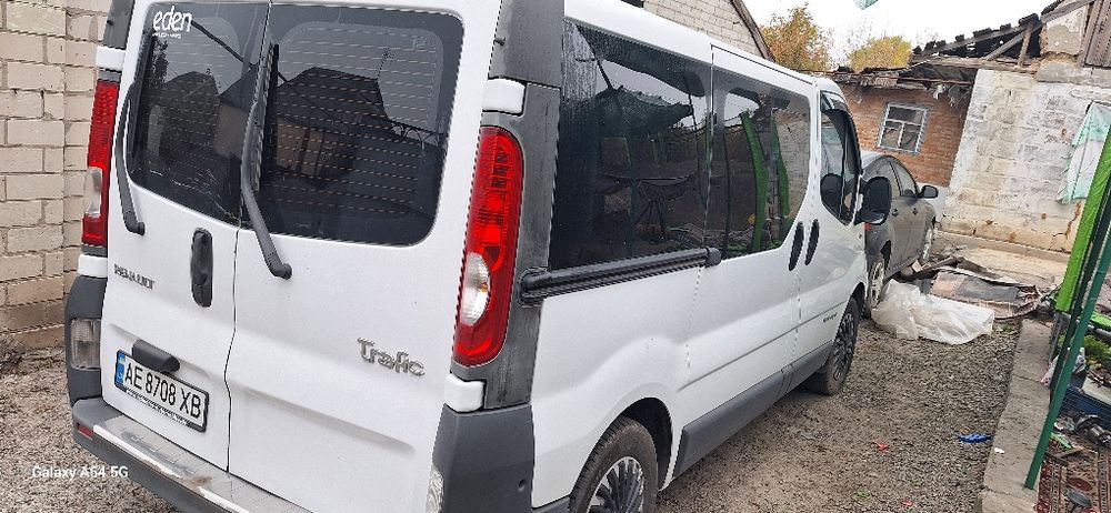 Продам Renault Trafic