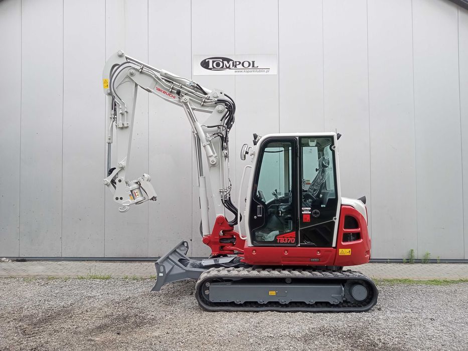 Wypożyczalnia, Koparka gąsienicowa TAKEUCHI TB370 waga 7000kg