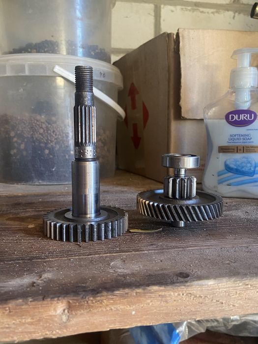 Редуктор джог 90, 2 шестерні з підшипником і шайбою