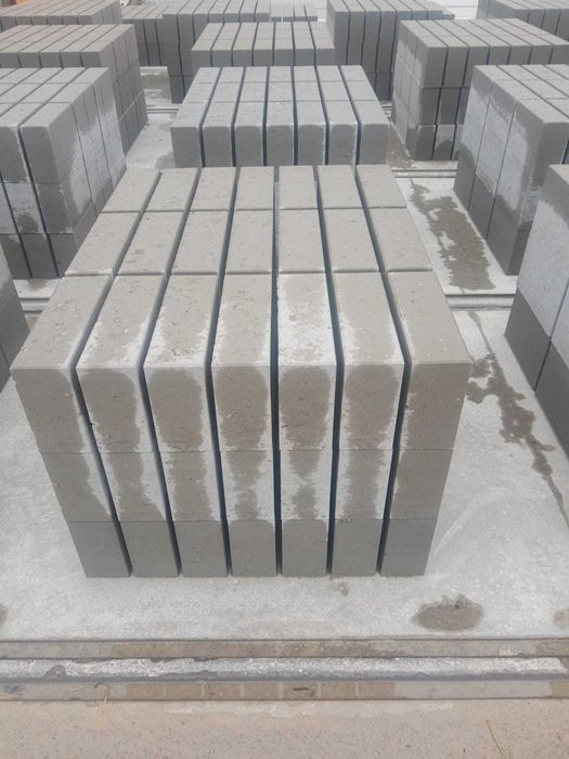 Bloczek Betonowy B20- Fundamentalny 38x24x12