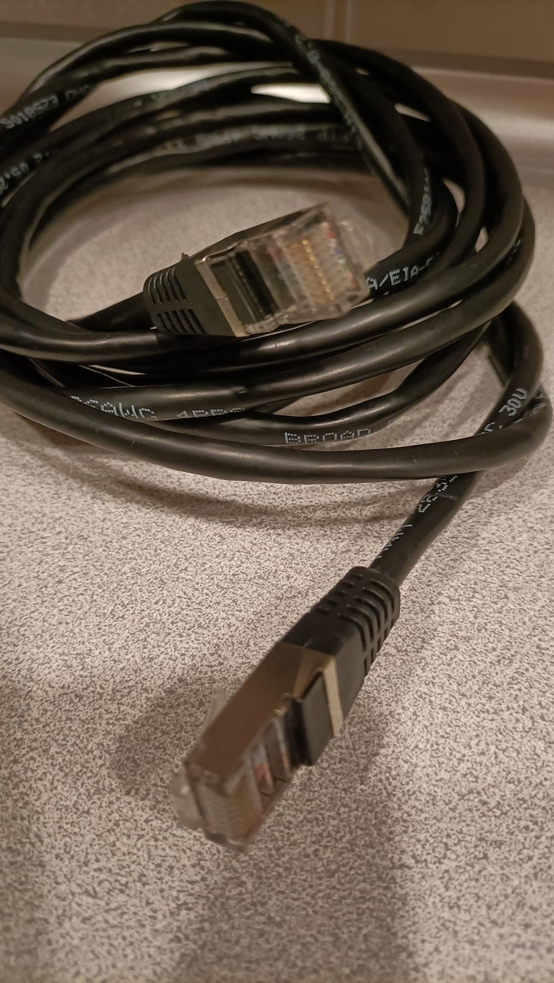 Nowy kabel ethernet 3metry