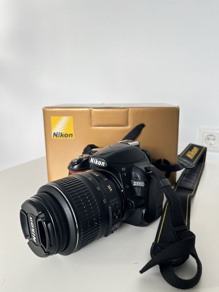 Продам фотоапарат Nikon d3100+обʼєктив 18-55