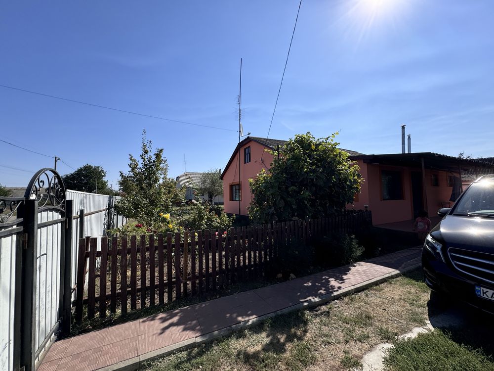 Продам будинок 80квадратів Вишневе(Куйбишево)