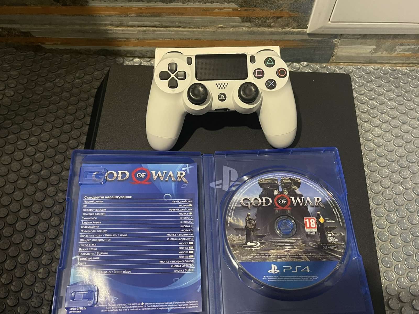 Ps4 pro CUH 7208