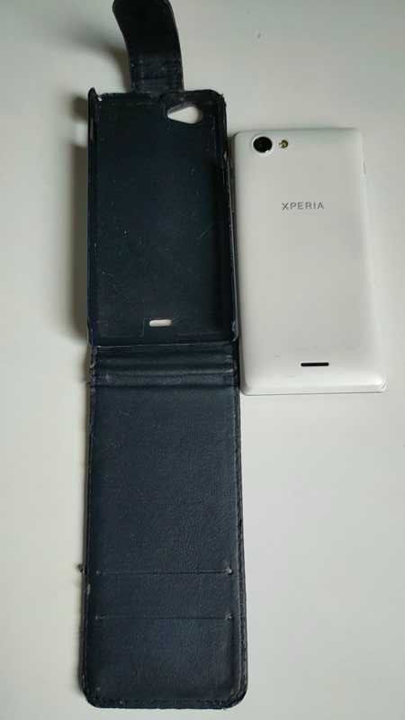 Sony Xperia st26i