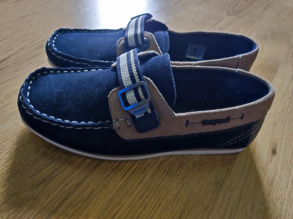 Buty MAYORAL typu mokasyny chłopięce rozmiar 34 jak nowe