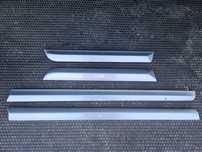 Listwa Listwy Drzwi S-Line Dolne Srebrne Komplet Audi A4 B6 B7 Oryginalne