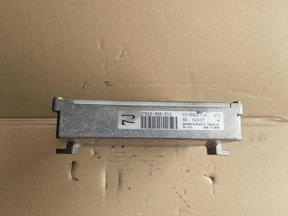 Komputer silnika ECU 37820-RBB-E53 honda Accord VII 2.4 Automat