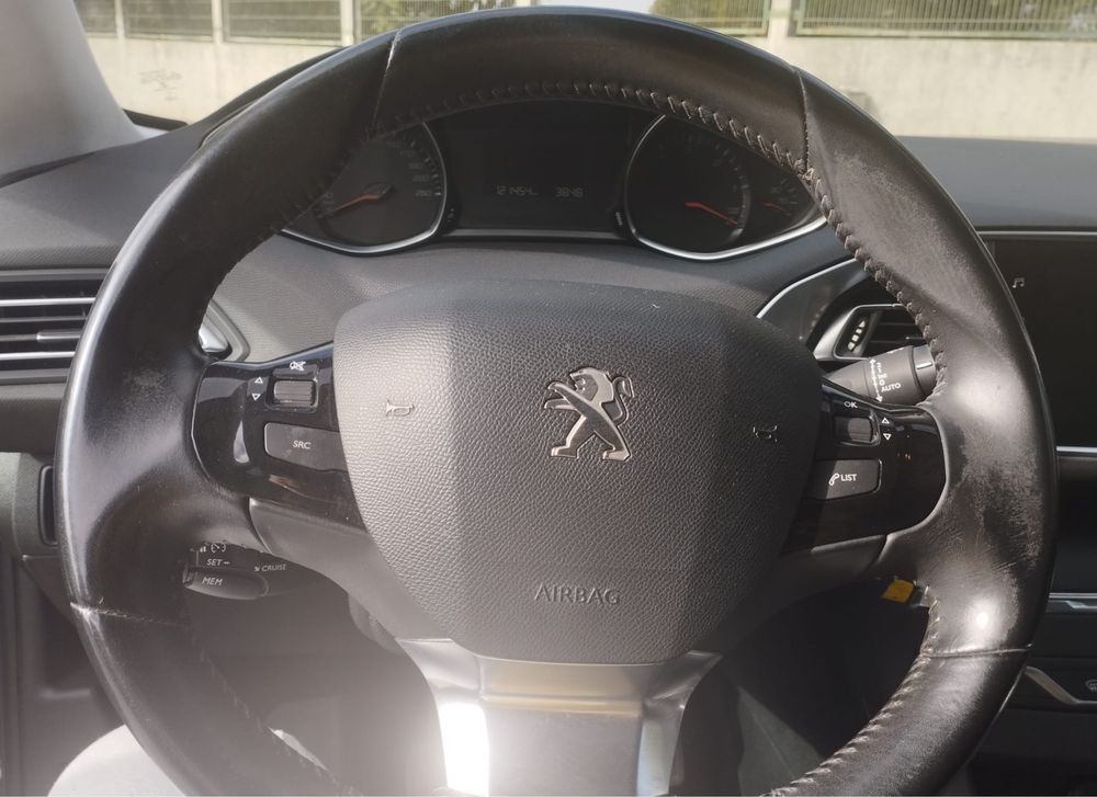 Peugeot 308 1.5 Blue-HDI Style