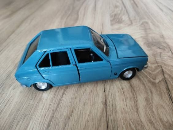 Peugeot 104 skala 1/25,made on USSR metal