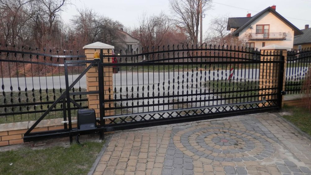 BRAMY Krispol brama Hormann garażowa Szlabany  Napędy bram NICE