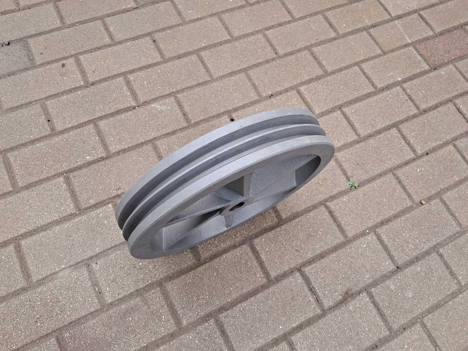 Koło pasowe, szajba do sprężarki kompresora otwór 30mm śr. koła 37cm.