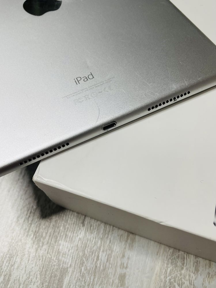 Apple ipad pro 9.7 a1674 cellular 32gb серый