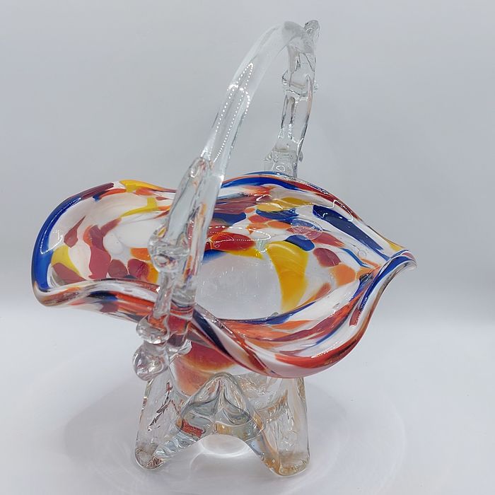 Koszyk z kolorowego szkła PRL