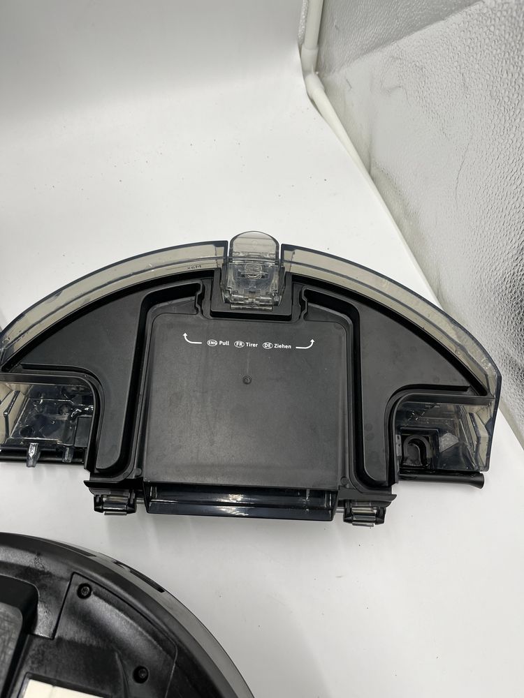 Robot sprzątający Shark RV2600 LFEU czarny