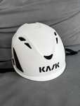 Kask bialy firmy KASK