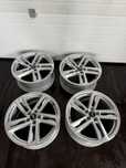 Felgi aluminiowe Audi OE 82A601025K ET 46 7,5jx17” 5x100 Audi A1