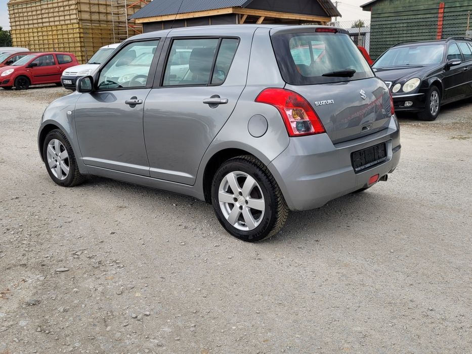 Suzuki Swift 2009r.  1.5 Benz Automat, Webasto