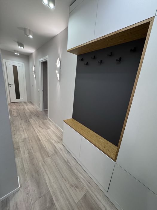 Аренда 3к.кв. Новострой 2000х, м. Центр рынок, Ул. Дмитриевская д.5.