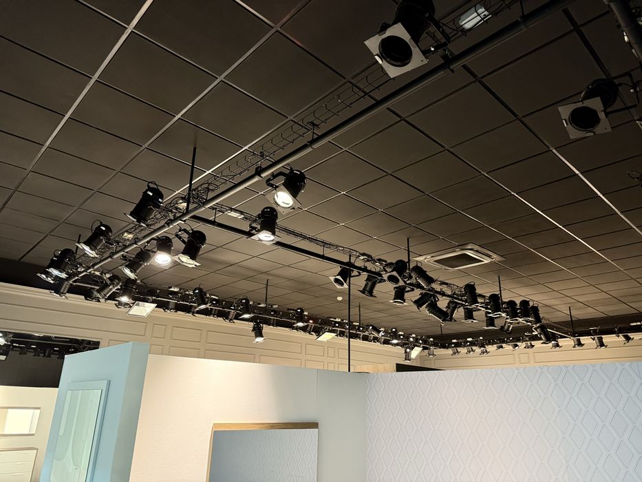 Projetores de luz para exposicao - par 46 spot