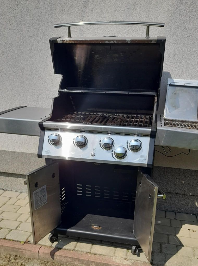 Grill gazowy. Stal nierdzewna .
