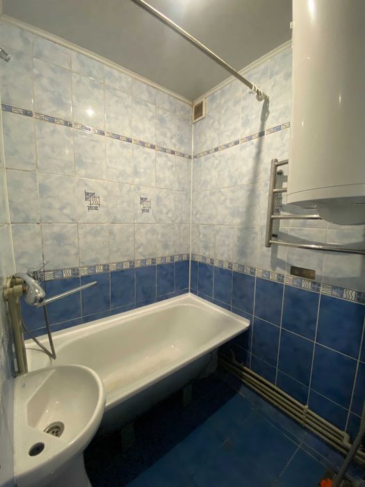 Здається 3-кімнатна квартира з АГВ на вулиці Пацаєва (Леоніда Каденюка