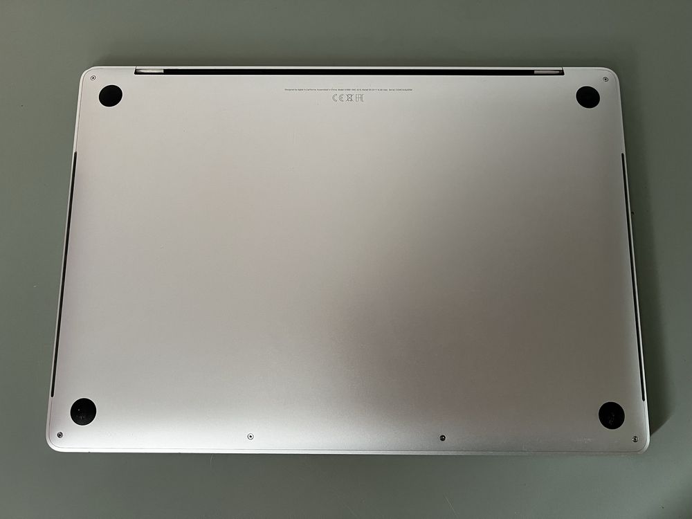 Apple Macbook Pro 15” 2018 Touch Bar