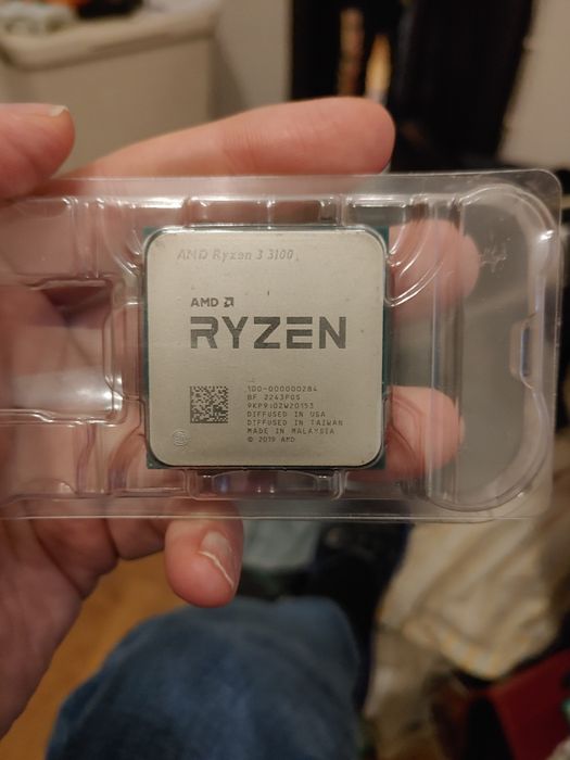 Процесор AMD Ryzen 3 3100 з кулером (на гарантії)