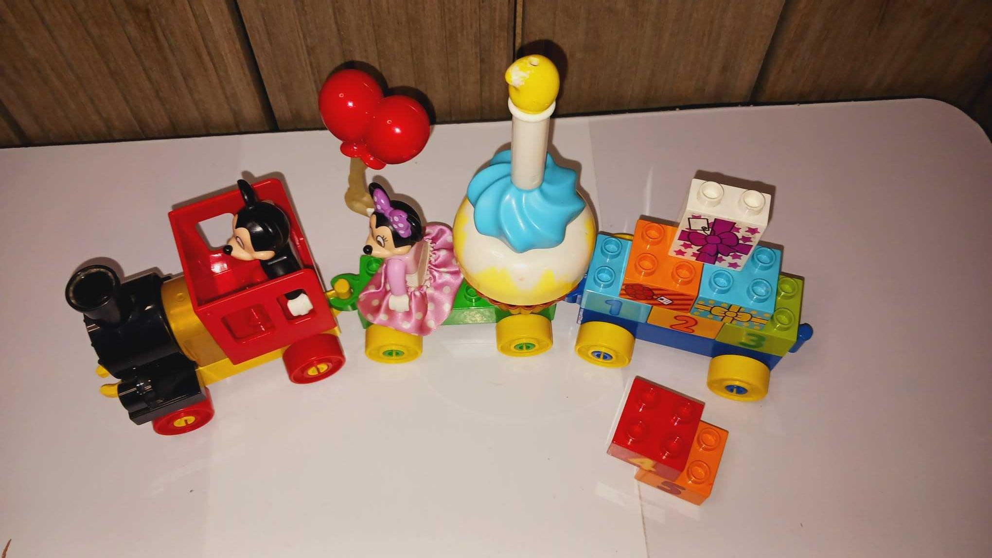 LEGO DUPLO Desfile de Aniversário do Mickey e da Minnie